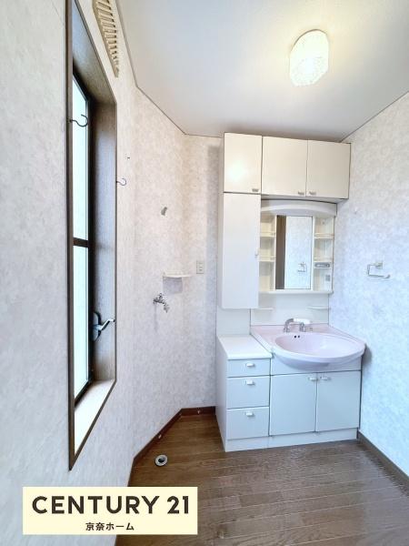 奈良市秋篠新町の中古一戸建て