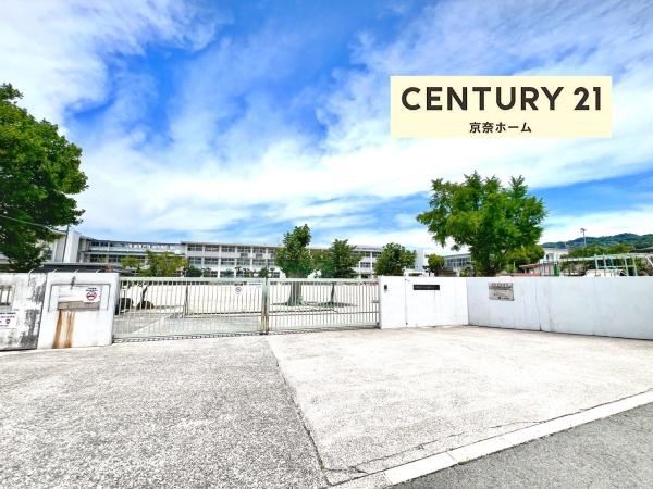 四條畷市大字清瀧の中古一戸建て(四條畷市立四條畷小学校)