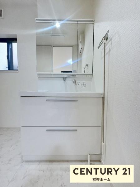 生駒市小明町の中古一戸建て
