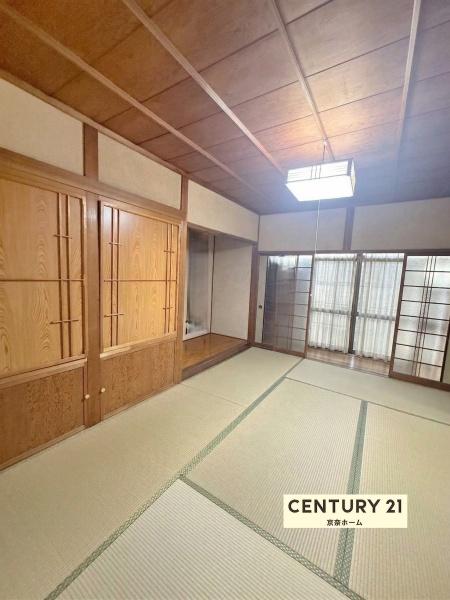 奈良市あやめ池南５丁目の中古一戸建て