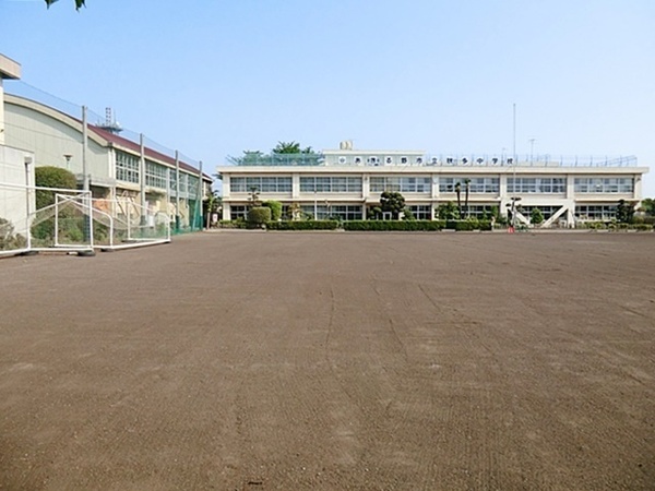 あきる野市牛沼の土地(あきる野市立秋多中学校)