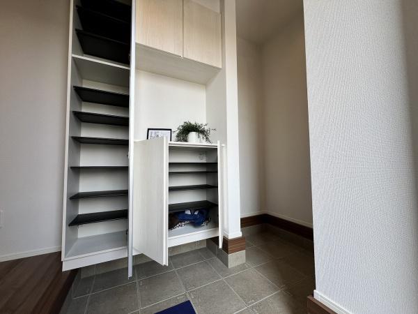 あきる野市伊奈　3期　新築分譲住宅　2号棟【全2棟】