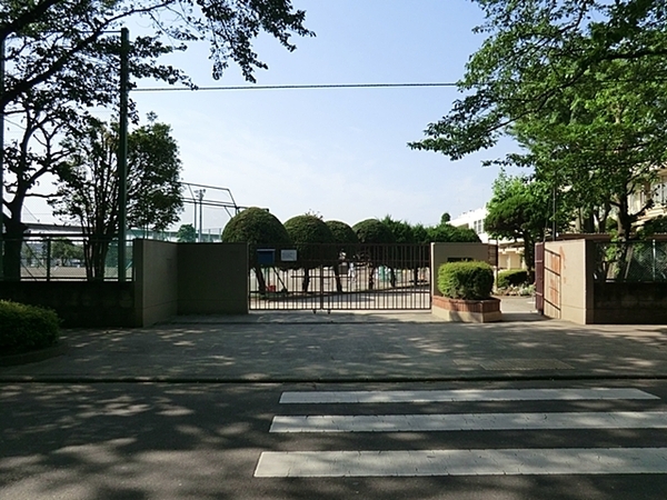 立川市栄町 5期 新築分譲住宅 1号棟【全1棟】(立川市立立川第六中学校)