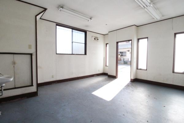 昭島市東町5丁目　店舗付住宅