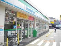 ブリリアンコート久米川(ファミリーマート東村山久米川通り店)
