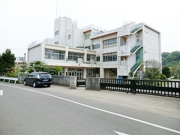 あきる野市引田 新築分譲住宅 6号棟【全7棟】(あきる野市立一の谷小学校)