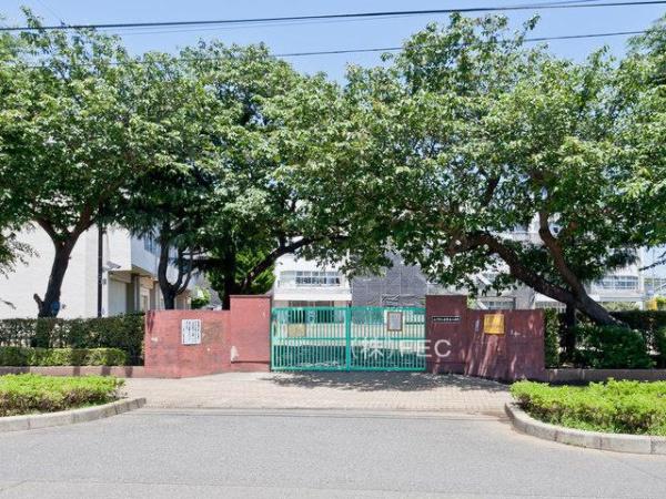 立川市若葉町2丁目　新築分譲住宅　B号棟【全5棟】(立川市立若葉台小学校)