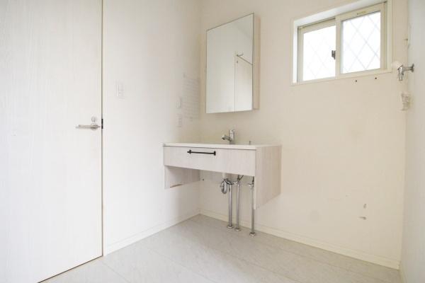 日野市南平１丁目の中古一戸建て