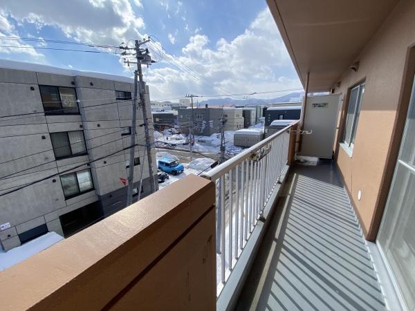 ロピア西町