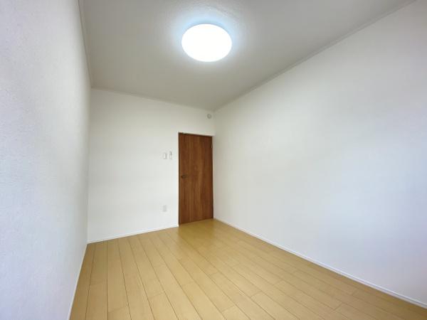 クリーンリバー山の手Ⅲ(洋室)