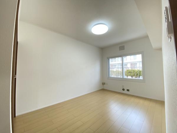 クリーンリバー山の手Ⅲ(洋室)