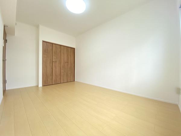 クリーンリバー山の手Ⅲ(洋室)