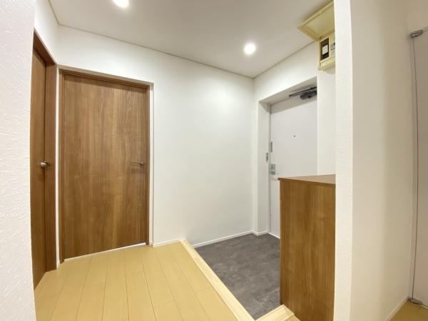 クリーンリバー山の手Ⅲ(玄関)