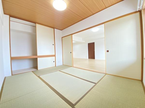 ロジェ山の手通り