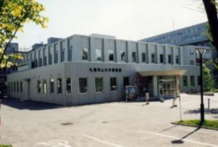 山の手ガーデンハイツA棟(札幌市山の手図書館)