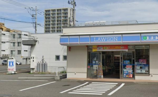 第3ファミール札幌(ローソン札幌北１８東一丁目店)