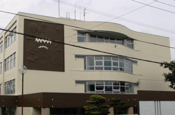 札幌市豊平区福住二条10丁目の中古一戸建て(札幌市立西岡北中学校)