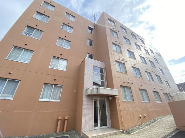 ロピア西町3階