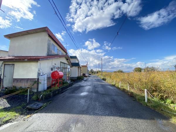札幌市東区北丘珠五条3丁目の土地(前面道路含む現地写真)