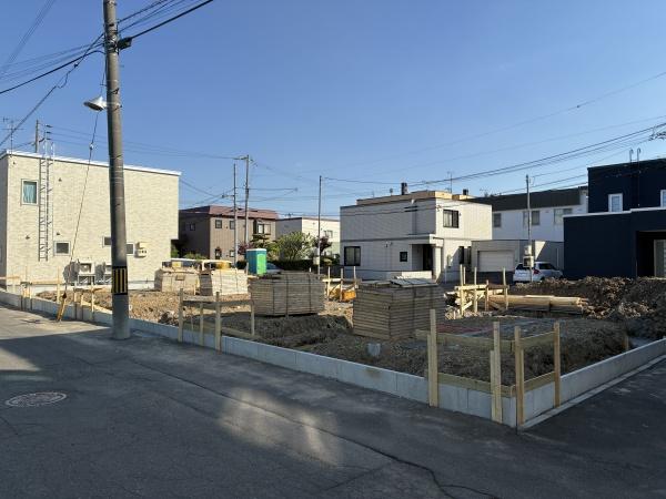 八軒7条西2丁目　新築戸建