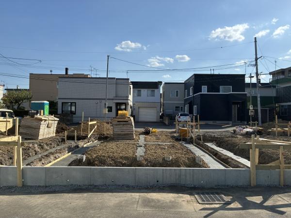八軒7条西2丁目　新築戸建