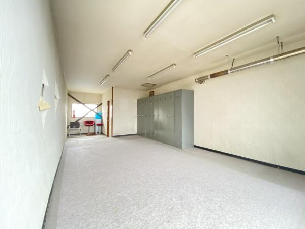 二十四軒　工場・倉庫兼事務所