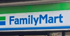 ロジェ札幌２５(ファミリーマート札幌南２条西５丁目店)