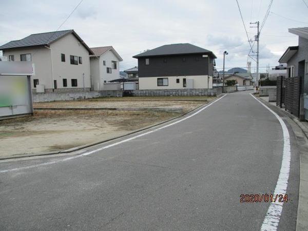 松山市河野中須賀の土地