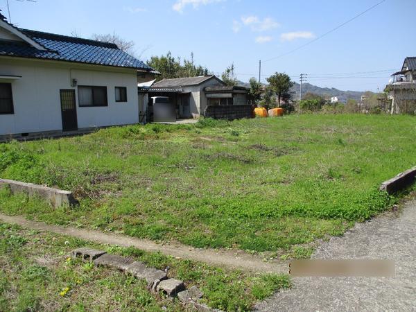 伊予郡砥部町岩谷口