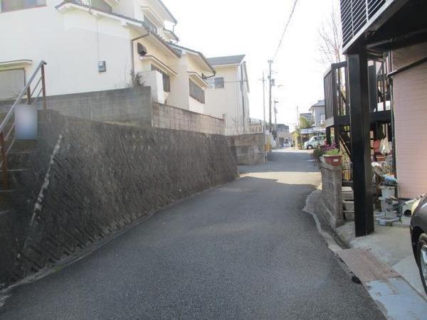 松山市畑寺４丁目の土地