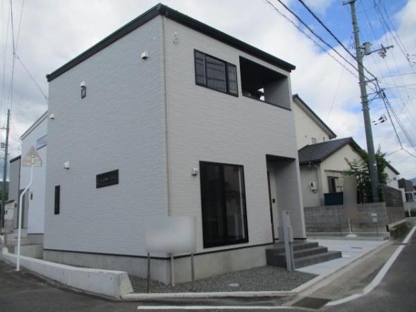 松山市平井町の中古一戸建て