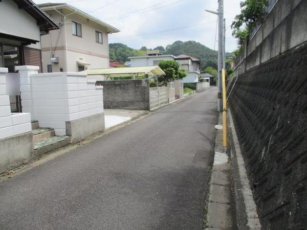 松山市下伊台町の中古一戸建て