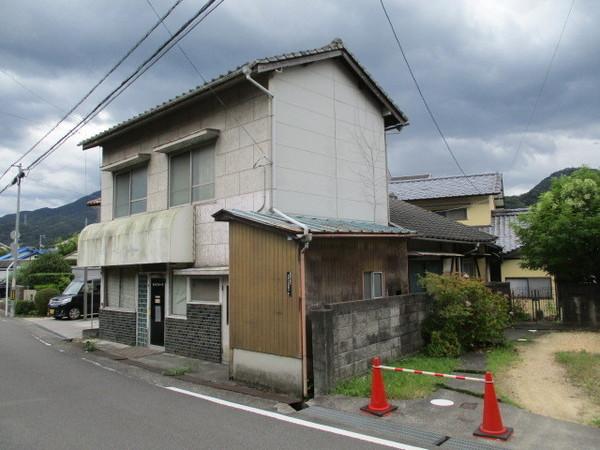 東温市南方の土地