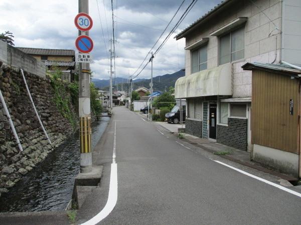 東温市南方の土地