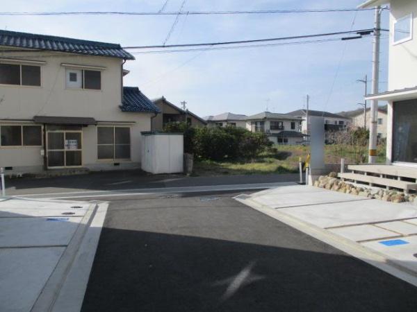 松山市東野５丁目の中古一戸建て