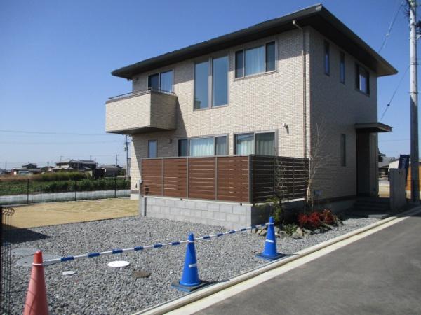 伊予郡松前町大字中川原　４号地