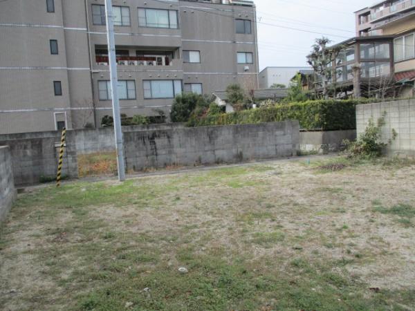 松山市岩崎町２丁目の土地