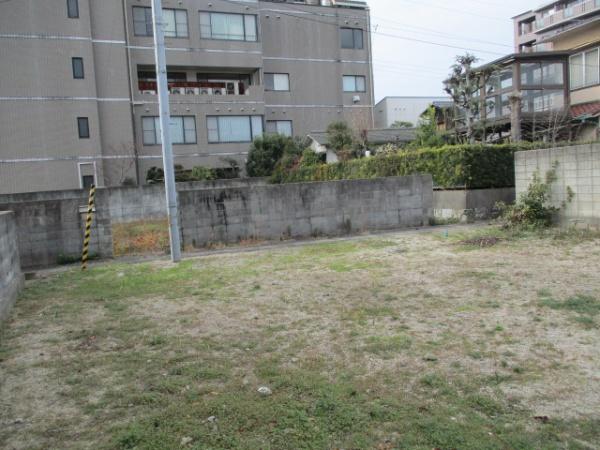 松山市岩崎町２丁目の土地