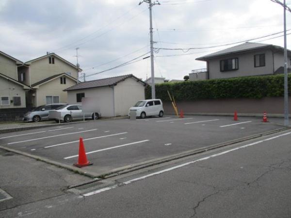 松山市東長戸２丁目の土地