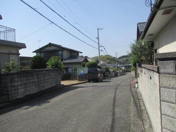 松山市衣山５丁目の中古一戸建て