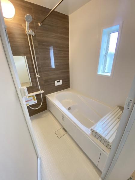 松山市吉藤４丁目の中古一戸建て