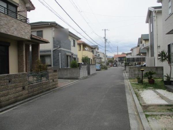 松山市松ノ木１丁目の中古一戸建て