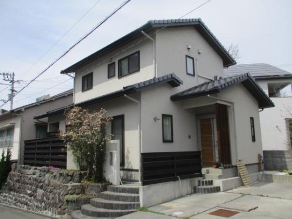 松山市権現町の中古一戸建て