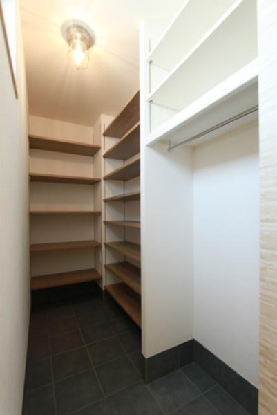 松山市余戸東４丁目の中古一戸建て
