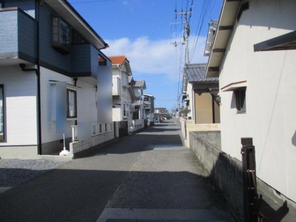 松山市西長戸町の中古一戸建て