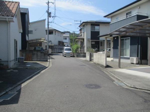 松山市星岡５丁目の中古一戸建て