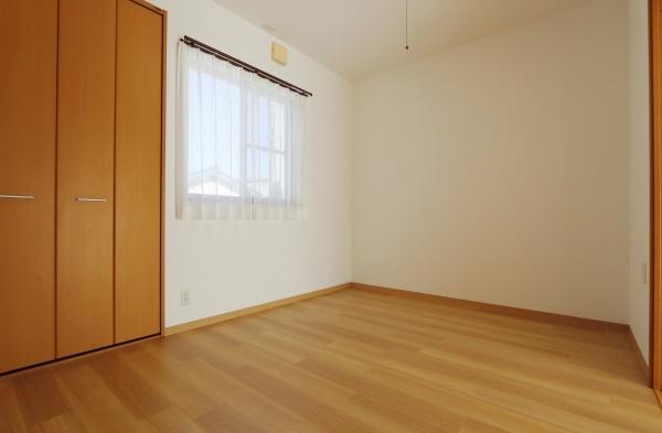 松山市来住町の中古一戸建て