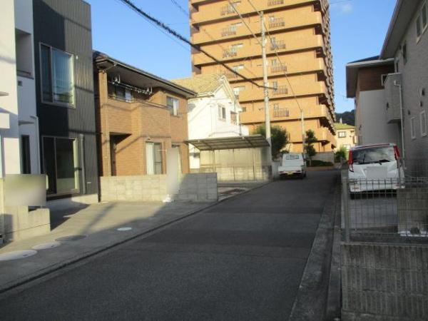 松山市姫原３丁目の中古一戸建て