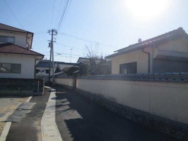 伊予郡松前町大字中川原