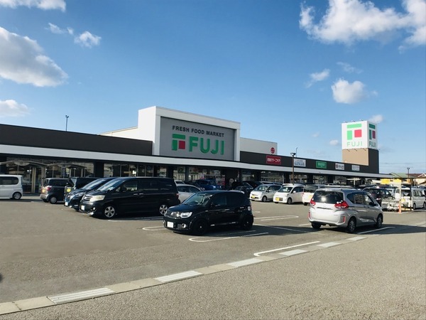 松山市西長戸町の中古一戸建て(フジ安城寺店)